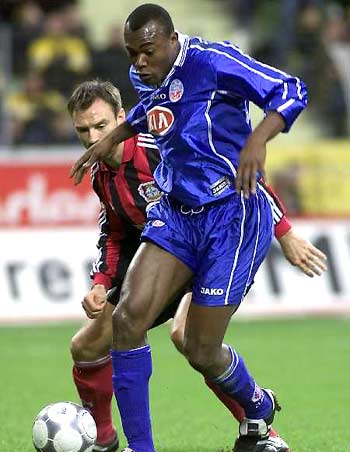 并肩作战 并肩作战